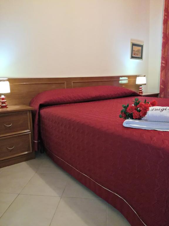 Appartement Casa Luigi Sergio - Affitto Breve à Santo Stefano di Camastra Extérieur photo
