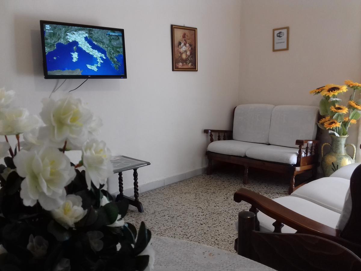 Appartement Casa Luigi Sergio - Affitto Breve à Santo Stefano di Camastra Extérieur photo